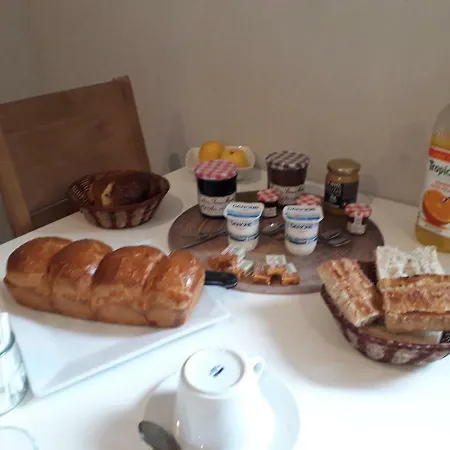 Maison d'hôtes Le Cafe Des Fleurs *